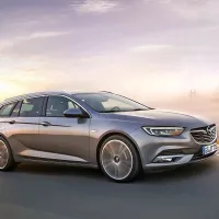 Najzmogljivejši opel bo v ponudbi le s samodejnim menjalnikom.

