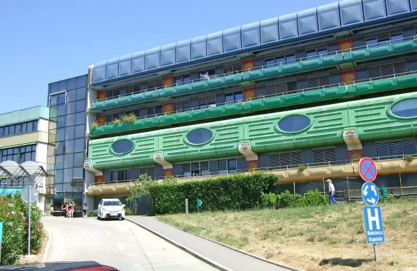 Izolska bolnišnica pospešeno  razrešuje problem pomanjkanja urologov. 