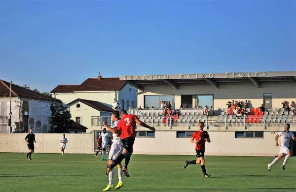 V Sežano prihajajo državni prvaki iz Maribora in finalisti 
lanskega pokalnega tekmovanja.