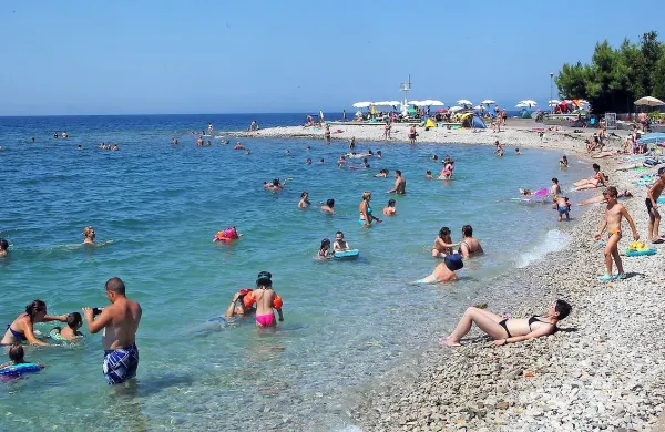 V soboto in nedeljo bo sončno in vroče.