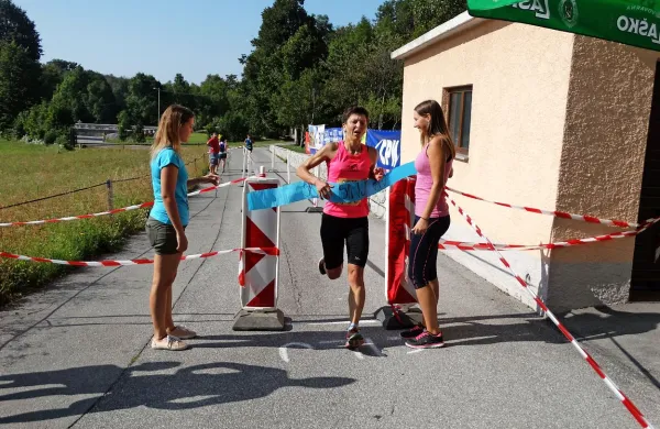 Zmagovalka 6. Gorskega teka na Angelsko goro med članicami absolutno je bila Mihaela Tušar. 