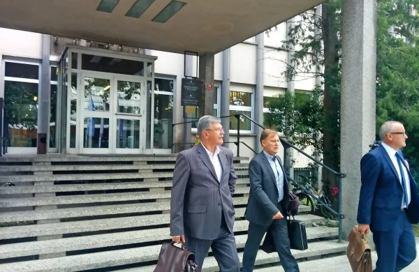 Nekdanji dolgoletni predsednik uprave Primorja Dušan Črnigoj je v ponovljenem sojenju v zadevi Stavbenik bil danes 
oproščen.