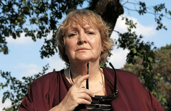 Dubravka Ugrešić: “Takoj po razglasitvi neodvisnosti so 
hrvaški politiki in mediji (predvsem mediji!) začeli uporabljati 
milozvočno novotvorbo jugonostalgija kot sopomenko za 
sovraštvo do novooblikovane hrvaške države.” 