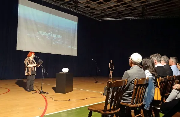 Kiparju Negovanu  Nemcu  so posvetili kulturno prireditev v 
domu krajanov, ki nosi njegovo ime. 