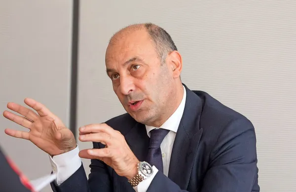Ugodno mnenje uprave družbe Certa Holding (CH) o prevzemni ponudbi  s strani družbe Postojnska jama, ki jo zastopa 
večinski lastnik in direktor Marjan Batagelj, ni presenetila.