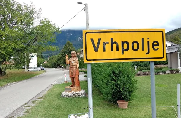 V Vrhpolju danes vlada žalostno vzdušje.