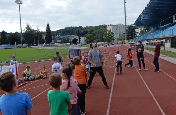 &Scaron;port in zdravje si podajata roko