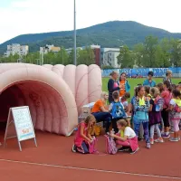 Malčki so se sprehodili  tudi skozi  notranjost človeškega 
črevesa ...