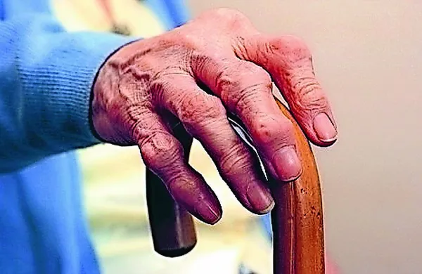 Najstarejša ženska na Japonskem šteje 117 let, najstarejši 
moški pa 112.