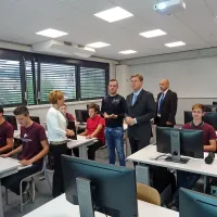 Učili se bodo na cnc strojih, ne na 30 let starih stružnicah