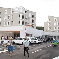 47 od skupaj 60 stanovanj bo za Izolane