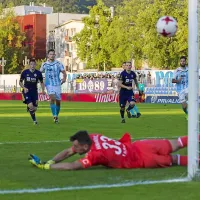 Prvaki so darilo Novogoričanov sprejeli z obema rokama (foto)