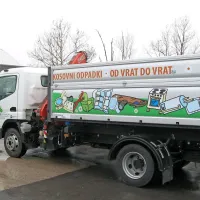 S takšnim vozilom se v Marjetici Koper odpravijo od vrat do 
vrat po kosovne odpadke.