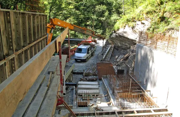 Nova mala HE Kneža bo izboljšala oskrbo z električno 
energijo na območju Baške Grape.