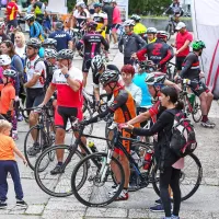 Več kot 500 kolesarjev se je podalo s starta 5. Istrskega maratona (foto)