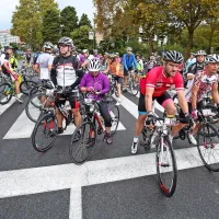 Več kot 500 kolesarjev se je podalo s starta 5. Istrskega maratona (foto)
