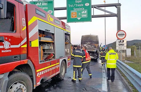 Zagorelo v zadnjem delu bosanskega avtobusa