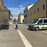 V kabinetu Popoviča prejeli pismo z belim prahom