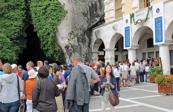 Turisti so pogosta tarča nepridipravov. Fotografija je simbolična.
