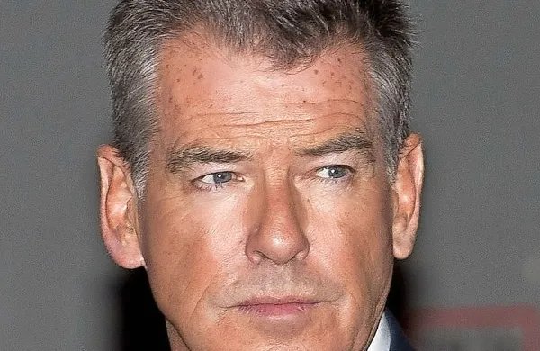 Slavni igralec Pierce Brosnan se je pridružil filmski ekipi na 
dalmatinskem otoku Visu.