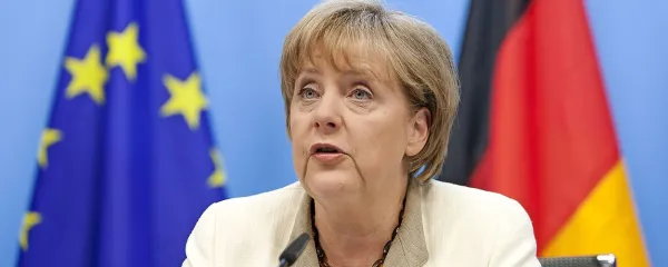 Vlada Angele Merkel je navzven resda delovala 
samozavestno, a  volitve so pokazale, da je mnenje nemških 
volilcev drugačno od njene javne podobe.