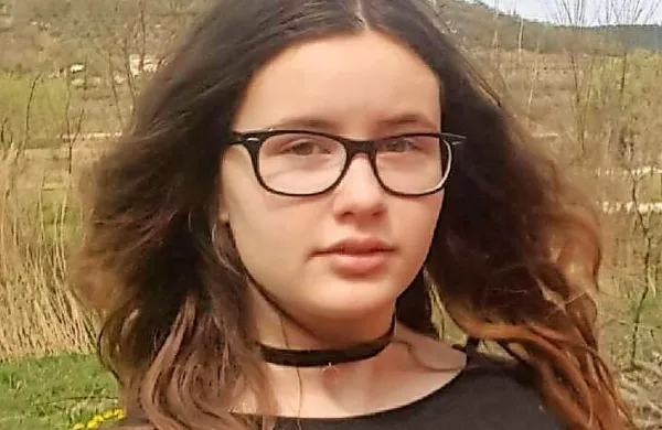 Svojci pogrešajo 13-letno Klaro Dominković iz Sečovelj. 