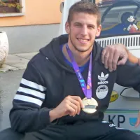 Aleksej Nikolić z zlato medaljo