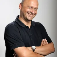 Nagrado za življenjsko delo 
bo prejel sloviti direktor Sarajevskega filmskega festivala Mirsad Purivatra.