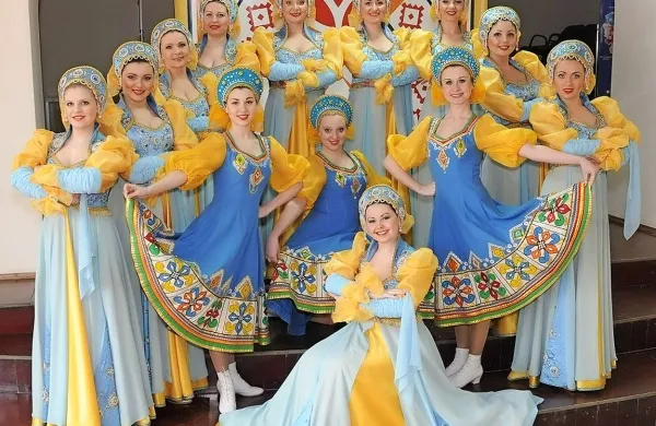 V izolski kulturni dom v petek prihaja 18-članski ansambel 
Voroneška dekleta državne filharmonije iz Rusije.