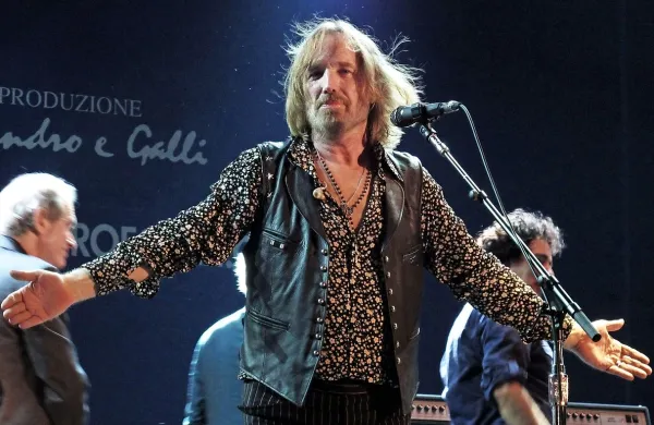 Tom Petty se je od oboževalcev pred petimi leti takole poslovil na koncertu v toskanskem mestu Lucca. 