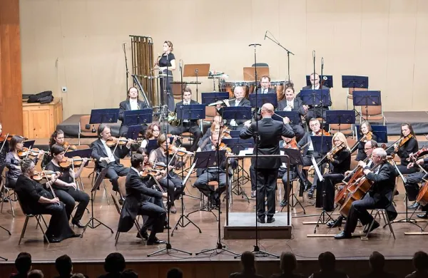 Nov cikel Glasbenega abonmaja novogoriškega kulturnega doma je letos odprl  Orkester Slovenske filharmonije.
