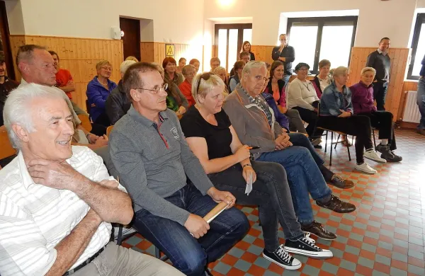 Domačine skrbi predvsem varnost hiš.