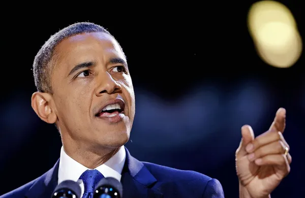 Po večmesečnem zatišju in izogibanju neposrednemu 
srečanju s svojim naslednikom Donaldom Trumpom se 
nekdanji predsednik ZDA Barack Obama vrača na politično 
prizorišče.