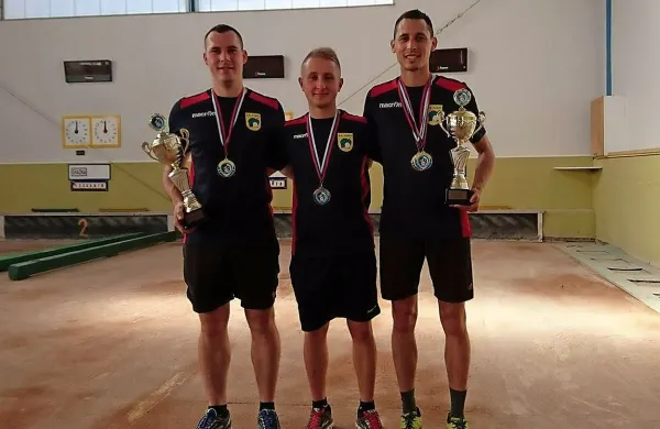 Igor Šircelj, Timi Ličan in David Šircelj (iz leve proti desni) so 
Zabičam prinesli kar štiri odličja.