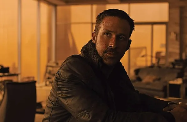 Ryan Gosling je po igralskem spodrsljaju v Deželi La La 
ponovno zablestel.