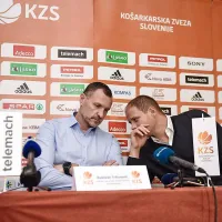 Novi selektor Rado Trifunović (levo) in generalni sekretar KZS 
Rašo Nesterović.