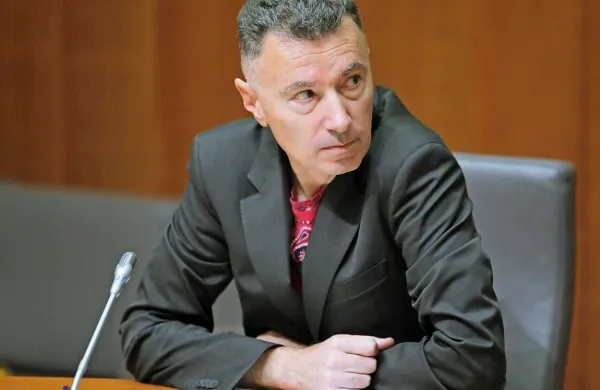 Bojan Dobovšek