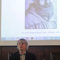 O Vergerijevem življenju in delu je na simpoziju obširno  spregovoril  klasični 
filolog dr. Marko Marinčič.
