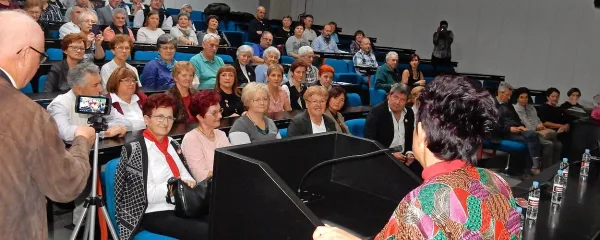 15-letnice delovanja sežanske skupine za samopomoč bolnikom z rakom so se udeležili tudi predstavniki sosednjih 
skupin.