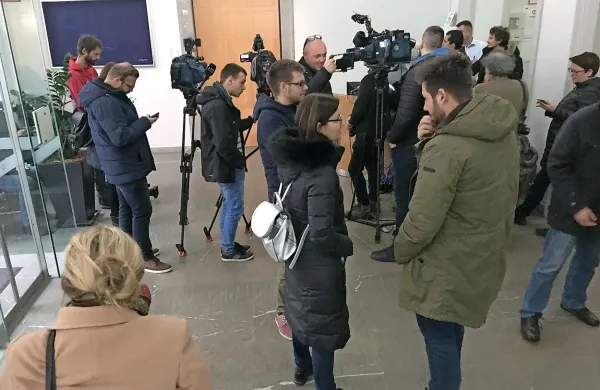 &Scaron;e danes lahko zahtevate glasovanje po po&scaron;ti