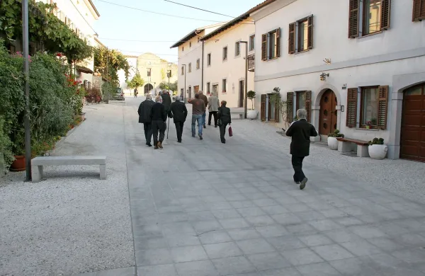 Prenovljeno in novo tlakovano kriško jedro naj bi bilo od 
prihodnjega meseca brez avtomobilov. 