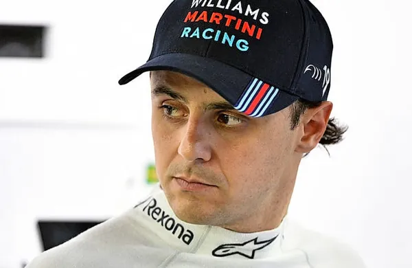 Felipe Massa  je napovedal, da bosta dirki v Braziliji 12. 
novembra in v Abu Dabiju 26. novembra njegovi zadnji v 
15-letni karieri.