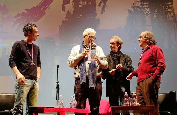 Na letošnjem tržaškem  festivalu Science+Fiction je nagrado 
za življenjsko delo prejel Sergio Martino (drugi z leve).  
