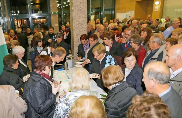 Tudi v Novi Gorici smo slavili z bralkami in bralci (foto)