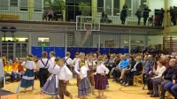 Pester program slovesnosti ob odprtju novega prizidka so 
oblikovali učenci in učitelji.