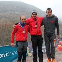 Najboljši gorski tekači na 28 kilometrov.