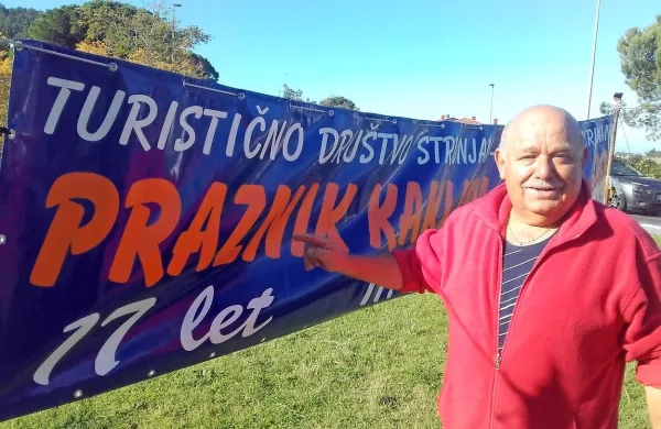 Gianfranco Giassi: “Ljudje že ves teden prihajajo 
po kakije, da bi se izognili gneči čez vikend.” 