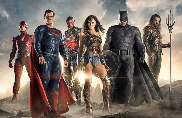  Liga pravičnih je najnovejši superherojski film iz založbe DC 
Comics.