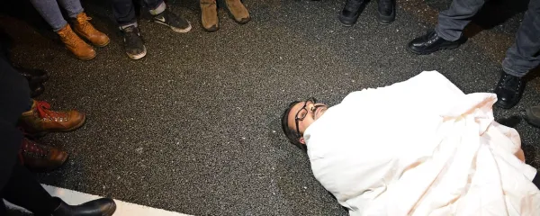 V Evropi je tema kot v tunelu