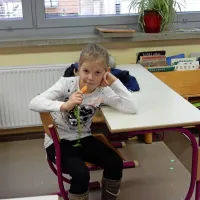 Kak&scaron;no hrano jedo otroci v &scaron;olah in vrtcih?
